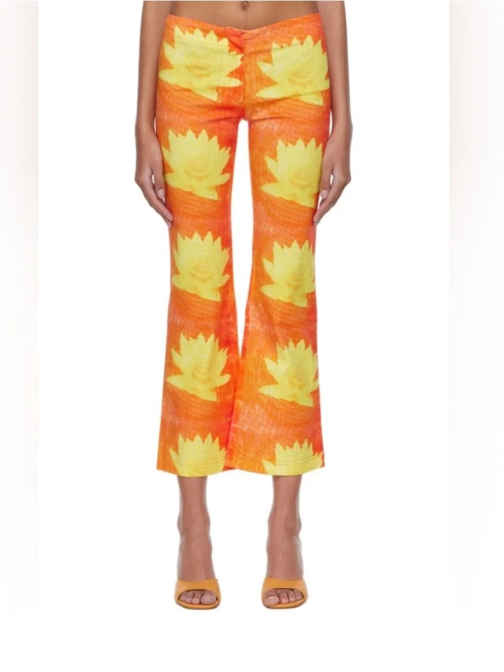 Gimaguas Low Rise Capri Lotus Print